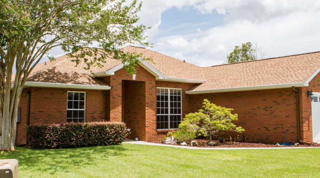 Reliable gutter company in Sarasota offering premium service