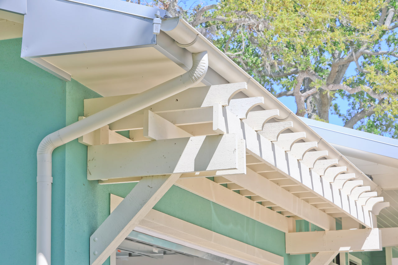 6-Inch Half-Round Seamless Gutters in Sarasota FL | Gutter Professor ...