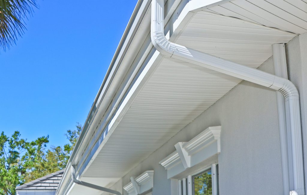 Expert soffit and fascia repair and replacement in Florida